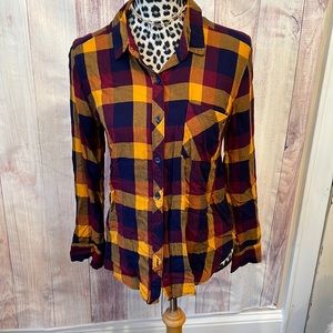 Time and Tru super soft button up top